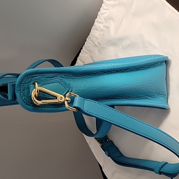 Gigi New York Elle Crossbody Bag - Picture 5 of 9